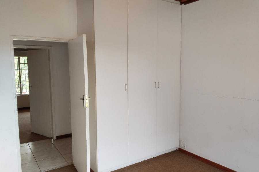 6 Bedroom Property for Sale in Hartbeespoort Rural North West